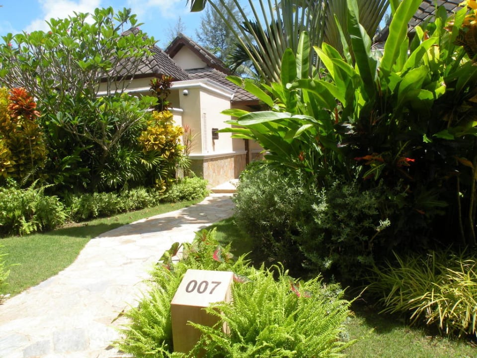 Zugang zur Villa ROBINSON KHAO LAK
