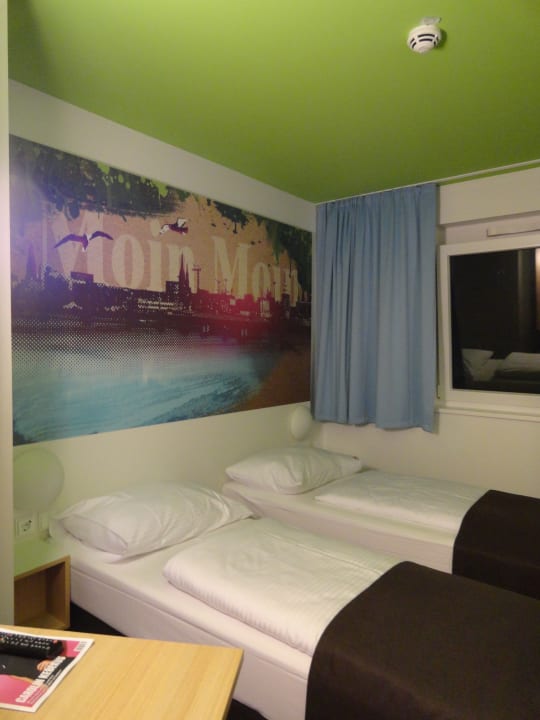 "Zimmer" B&B Hotel Hamburg-Wandsbek (Hamburg) • HolidayCheck (Hamburg