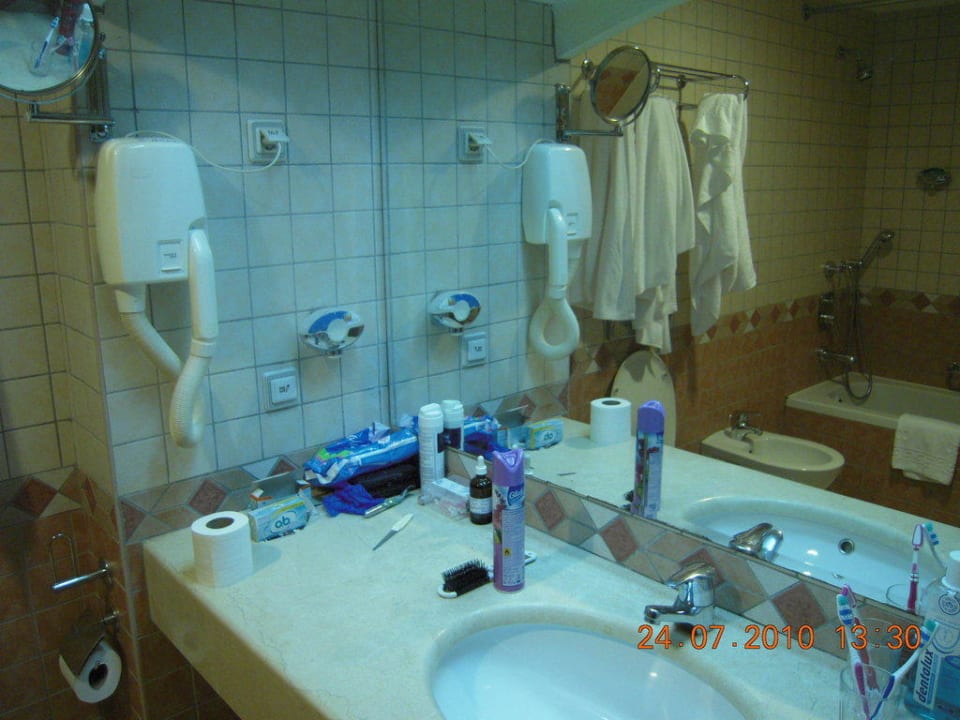 Bad  Hotel Defne Garden