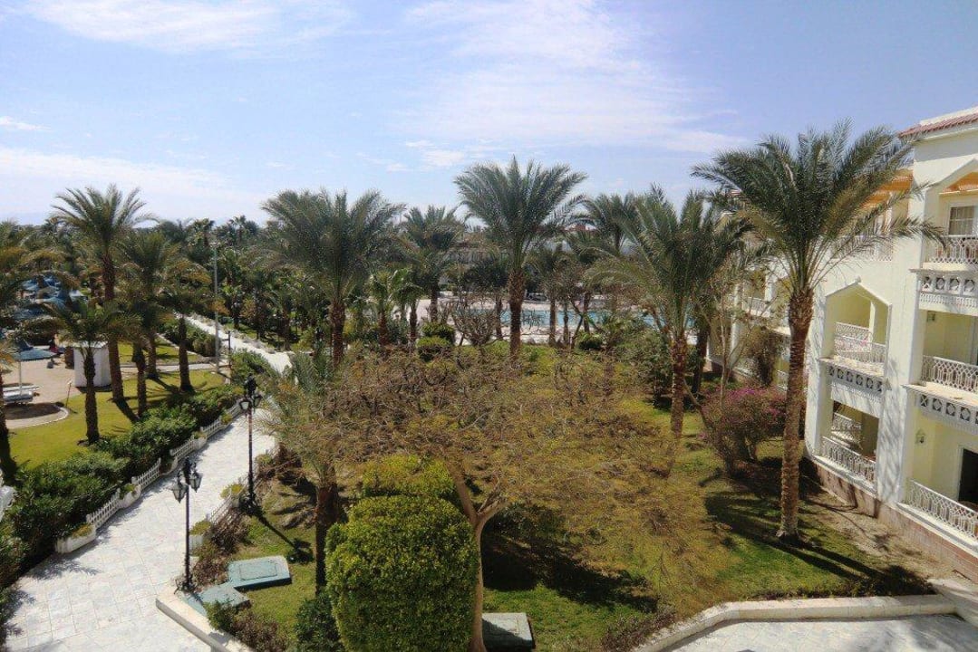 Blick vom Balkon The Grand Hotel Hurghada