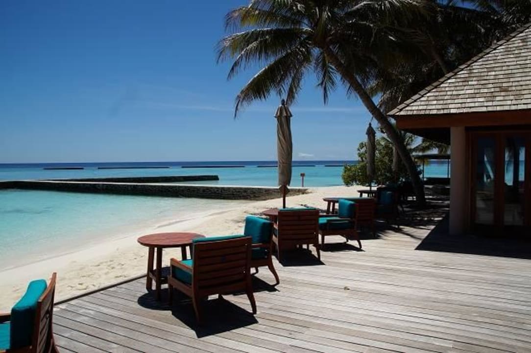 Meistens leere Bar Veligandu Maldives Resort Island