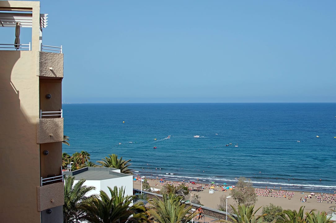 Aussicht vom Balkon Corallium Dunamar by Lopesan Hotels
