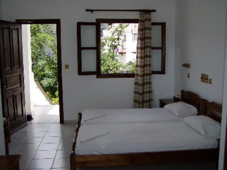 Double room - doppelzimmer Hotel Golden Sun