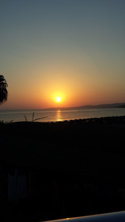 Sonnenuntergang Venessa Beach Hotel