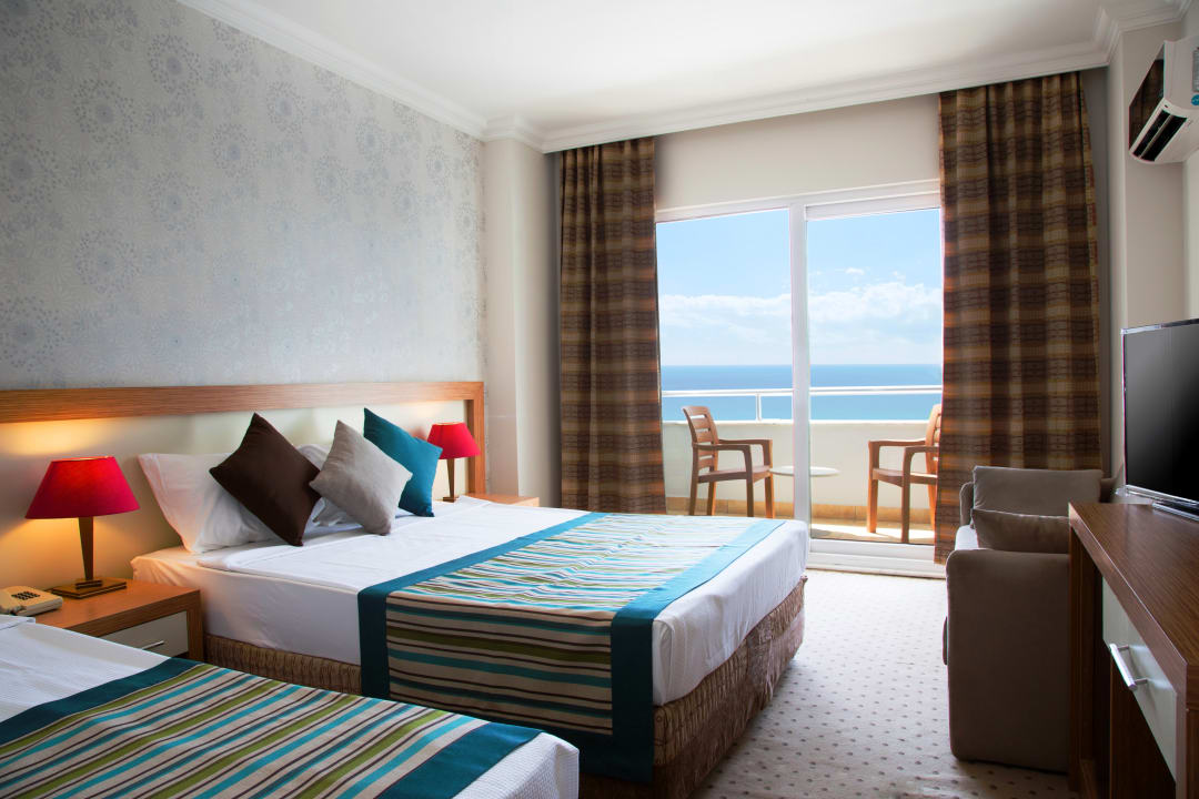 Zimmer Club & Hotel Karaburun