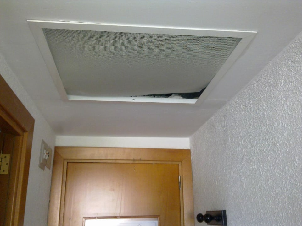 Unschöne Decke Aubamar Bali