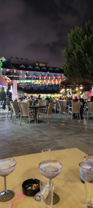 Gastro Side Breeze Hotel