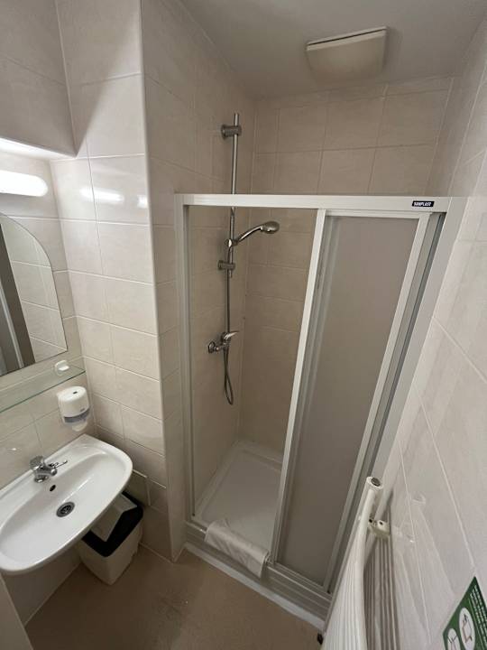 Zimmer Klášter Hejnice - vzdělávací, konferenční a poutní dům