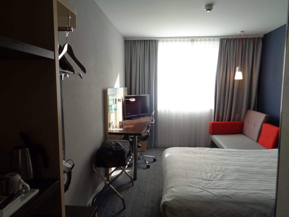Zimmer Holiday Inn Express Berlin City Center
