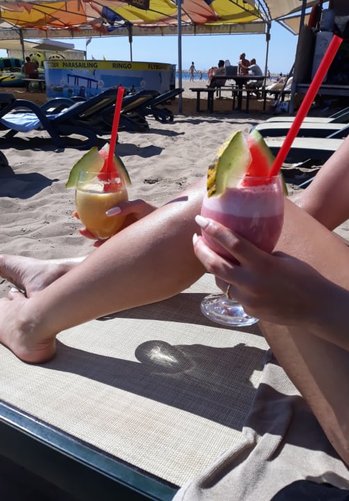 Strand Well Palace Side