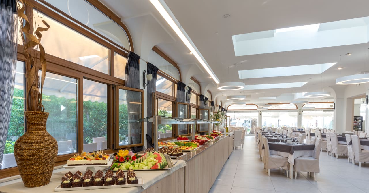 Restaurant Acharavi Beach Hotel