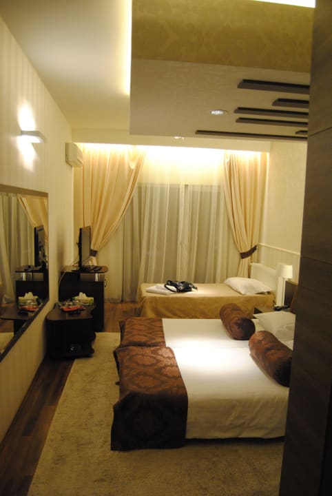 Schlafbereich Belvedere Hotel Brasov