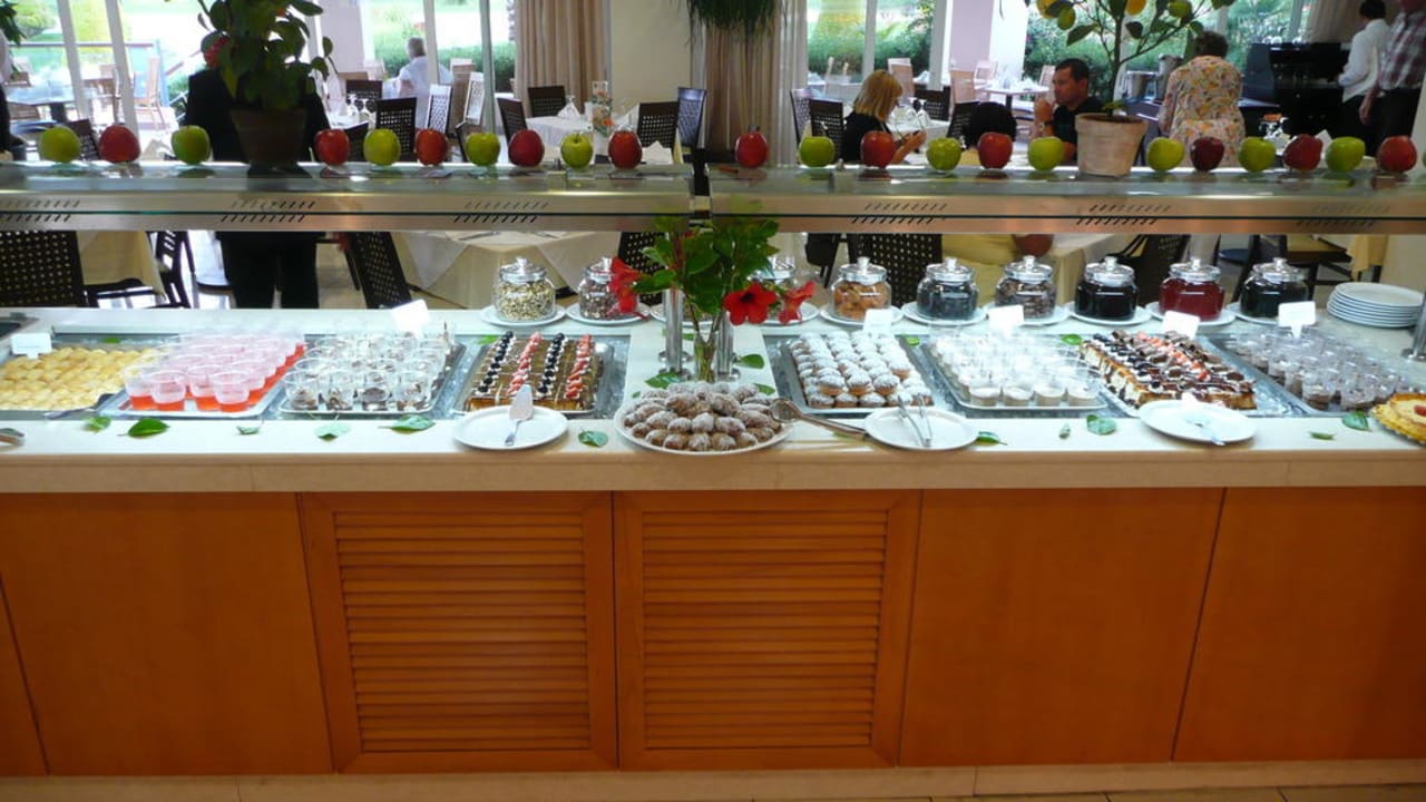 Süße Nachspeisen Hotel Horizon Beach Resort