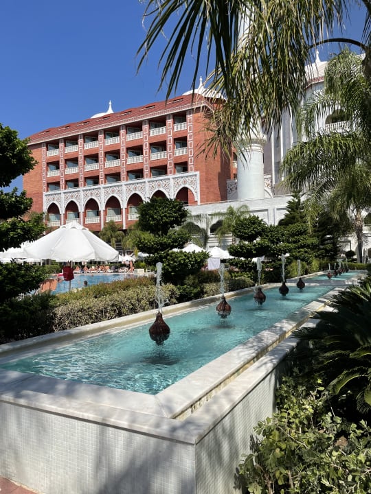 Außenansicht Royal Taj Mahal Hotel
