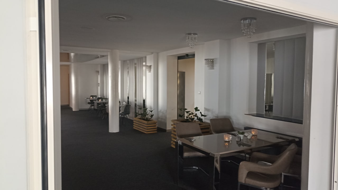 Gastro Hotel Tanzanit