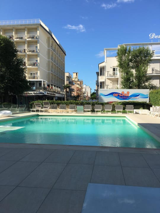 Außenansicht Hotel Beaurivage
