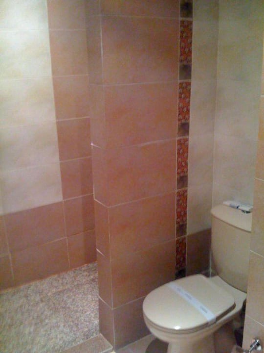 Baño de la habitación Pickalbatros Palace Resort
