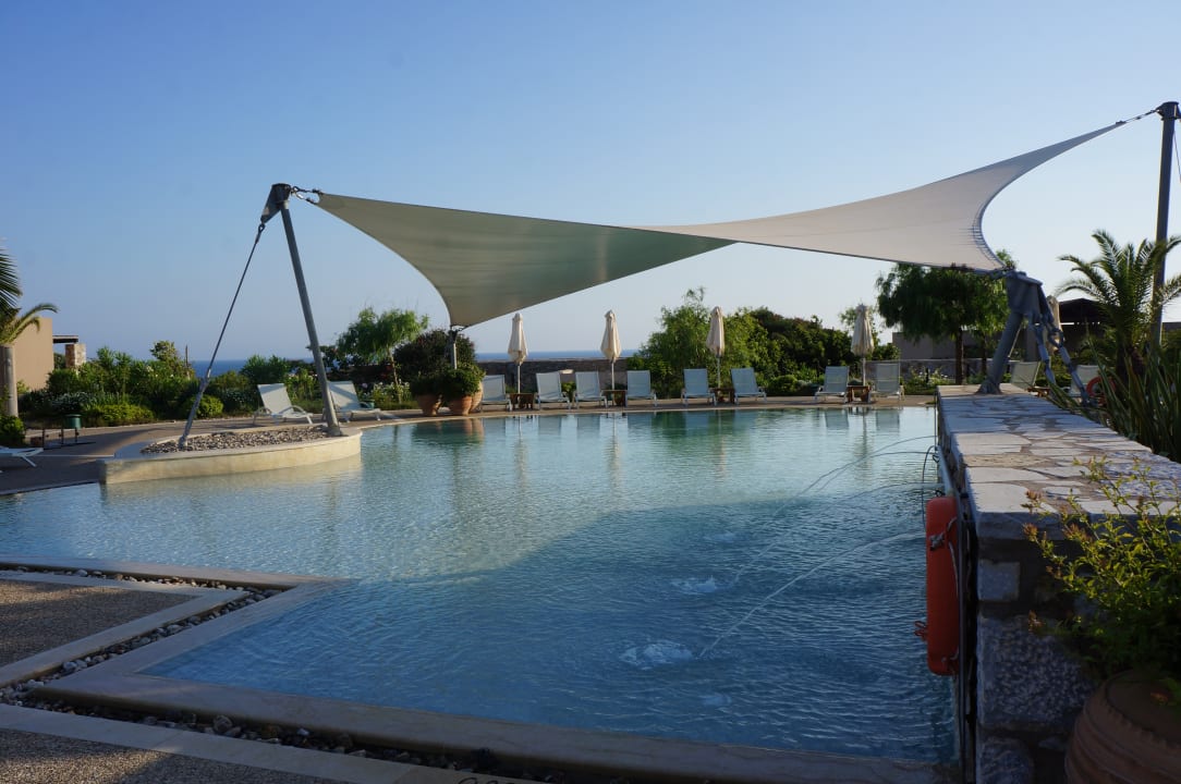 Pool The Westin Resort Costa Navarino