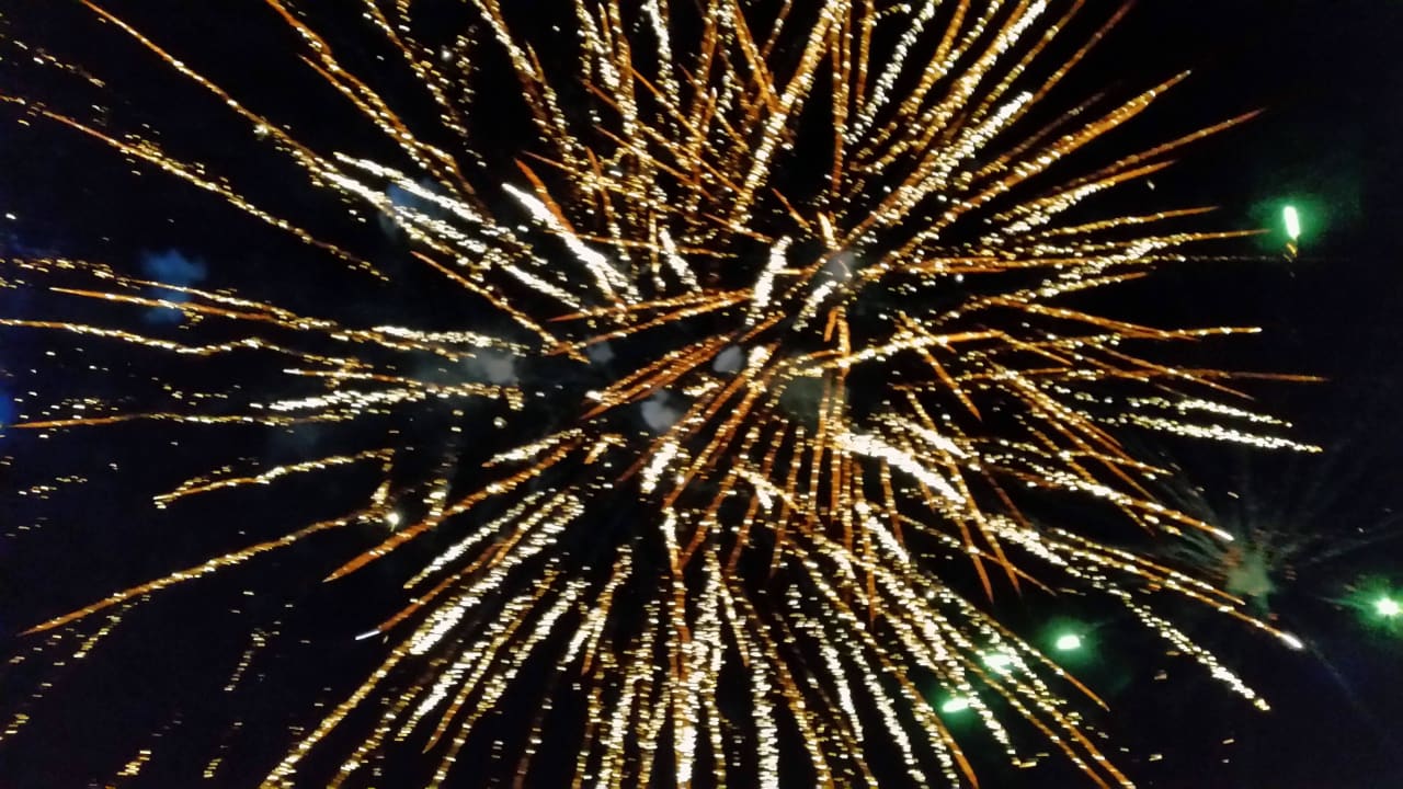 Feuerwerk Dream World Aqua Hotel