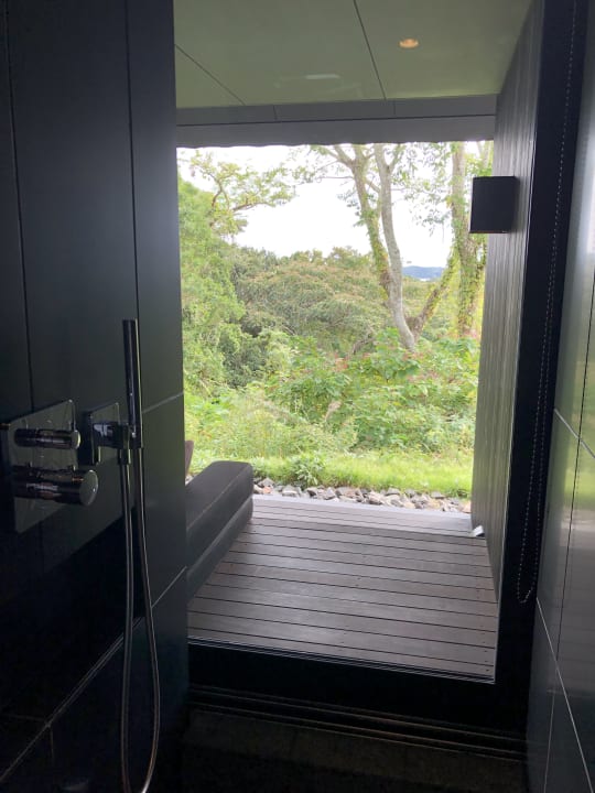 Zimmer Amanemu