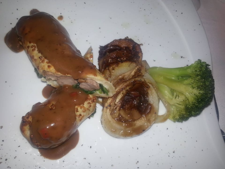 A la Cart Restaurant Cielo, 6 Gänge Menü Asteria Bloom Side