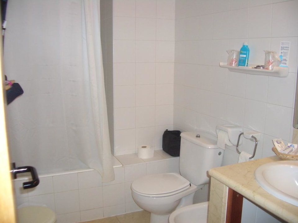 Badezimmer, die Dusche war sehr schön! Hotel Zafiro Alzinar Mar