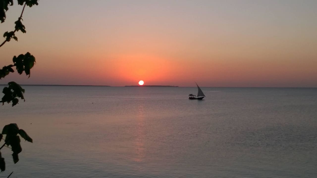 Jeden Abend ein Schauspiel...einfach nur geniessen Royal Zanzibar Beach Resort
