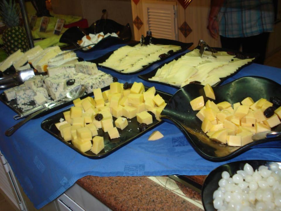 Käsebuffet IFA Altamarena by Lopesan Hotels