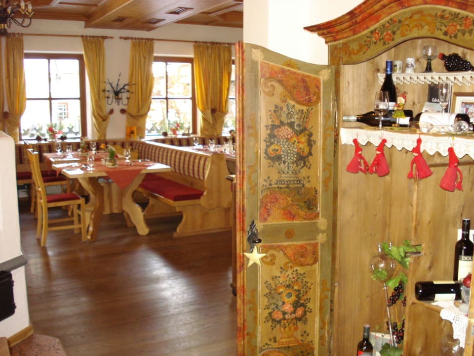 Schön dekorierter Speiseraum Hotel Schartner