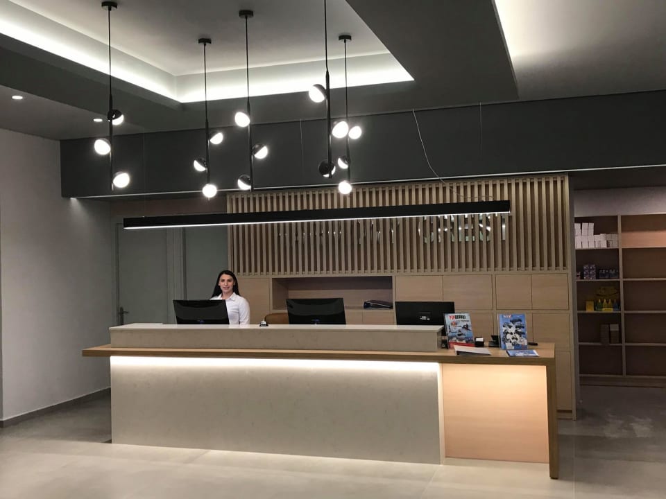 Lobby Harmony Crest Resort & Spa