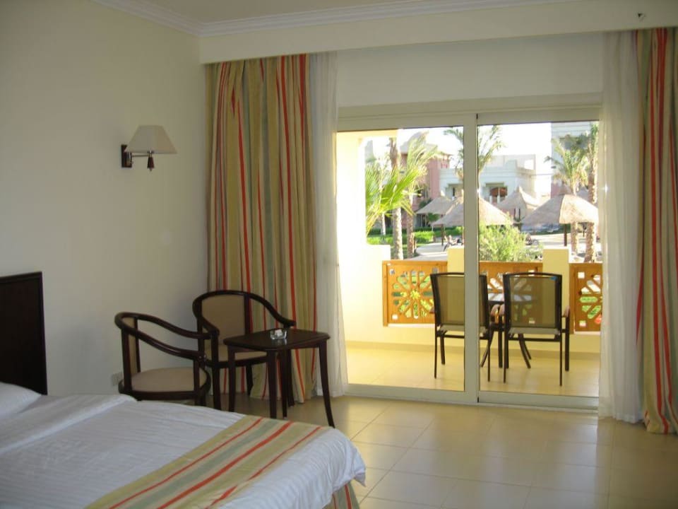 Schönes gr. Zimmer mit  Poolblick Serenity Alpha Beach