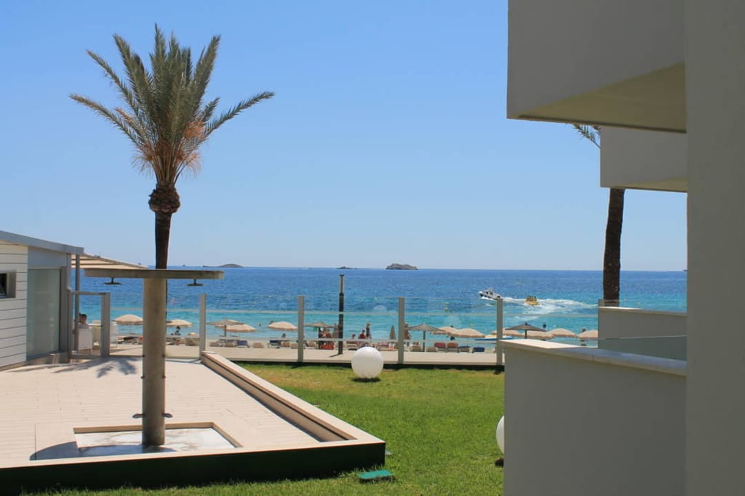 Ausblick aus unserem Zimmer Hotel Garbi Ibiza & Spa