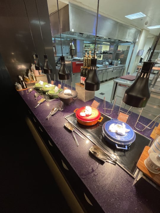 Gastro W Dubai - The Palm