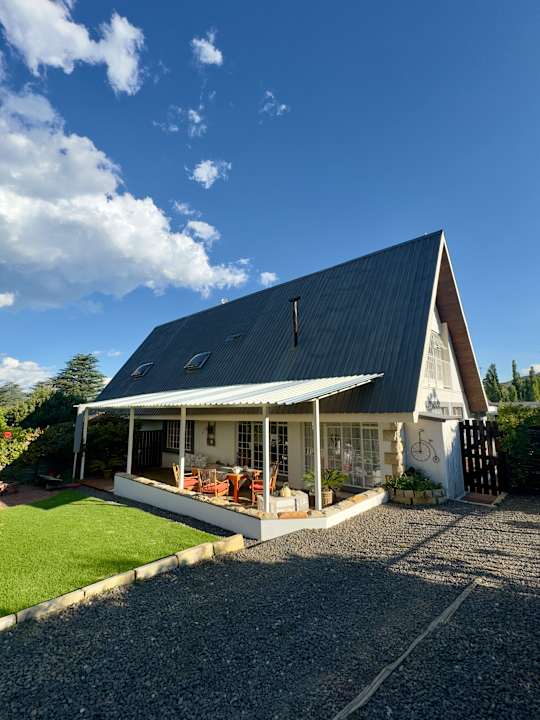 Außenansicht Honeysuckle Clarens