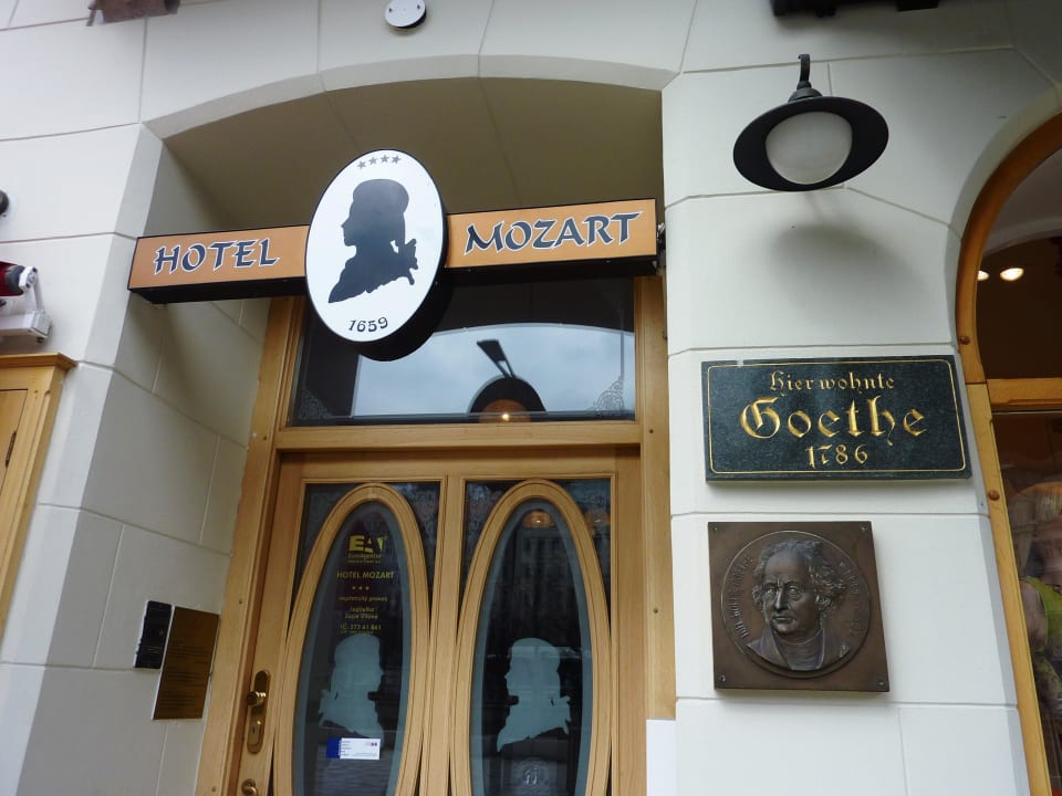 Eingang Hotel Mozart Hotel Mozart