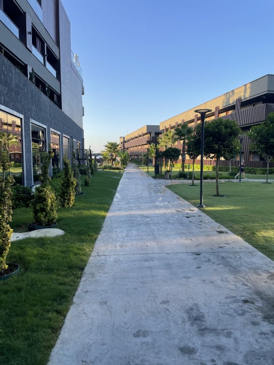 Außenansicht Jacaranda Luxury Resort