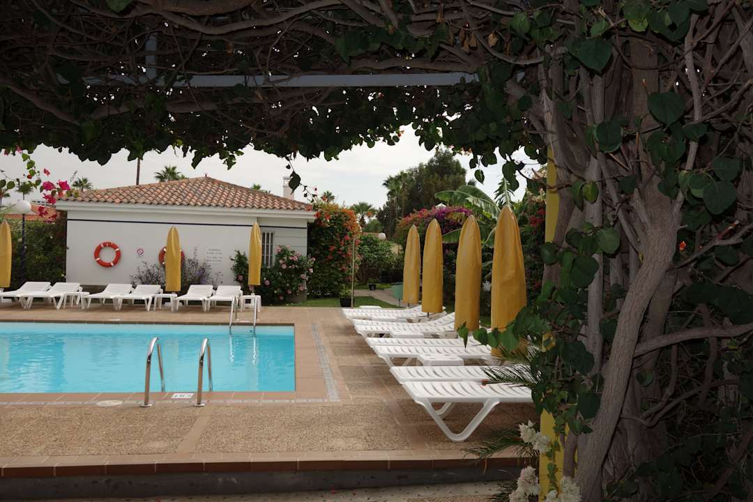 Blick von der Terrasse des Apartments Hotel Bungalows Laura