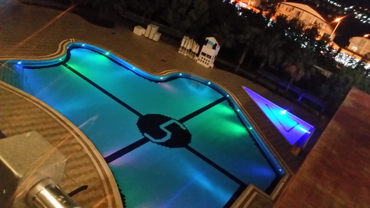 Pool bei Nacht Hotel Sultan of Side
