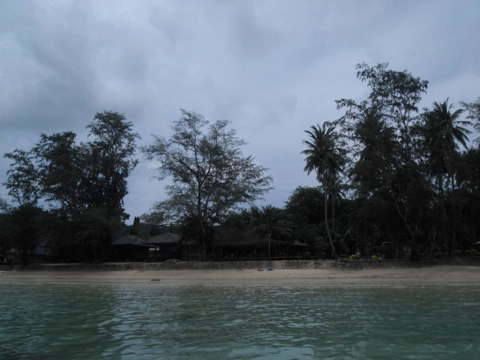 Bei Dämmerung Ban's Diving Resort