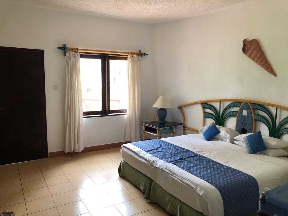 Zimmer Neptune Village Beach Resort & Spa