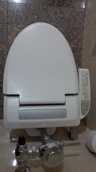 Vollautomatische Toilette The Tawana Bangkok
