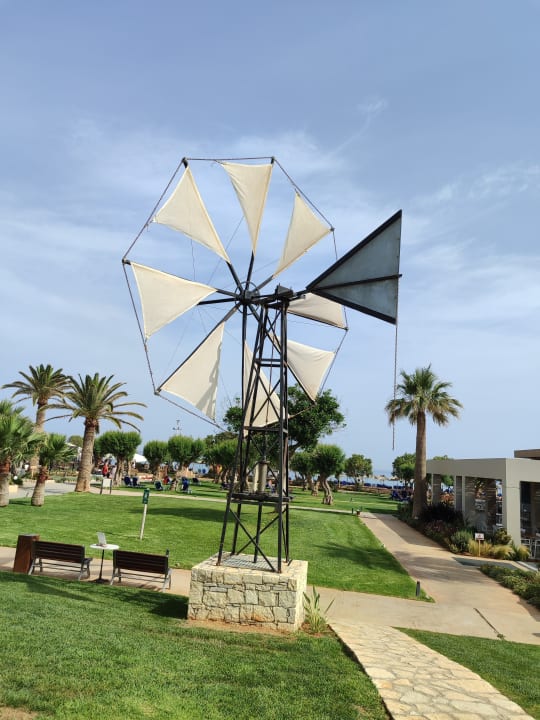 Gartenanlage Anissa Beach & Village