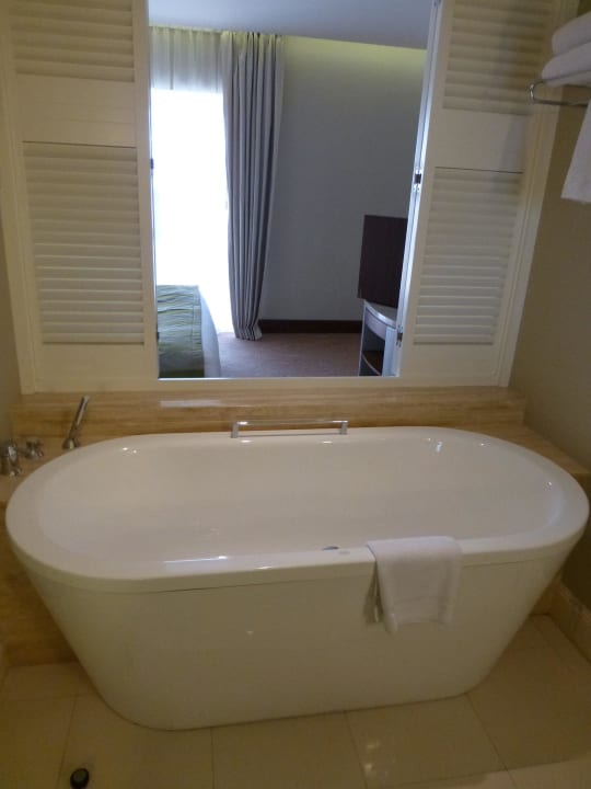 Badewanne The Tower Plaza Hotel Dubai