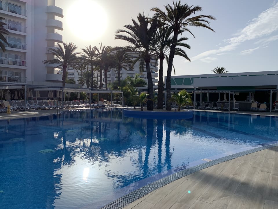 Pool Hotel Riu Papayas