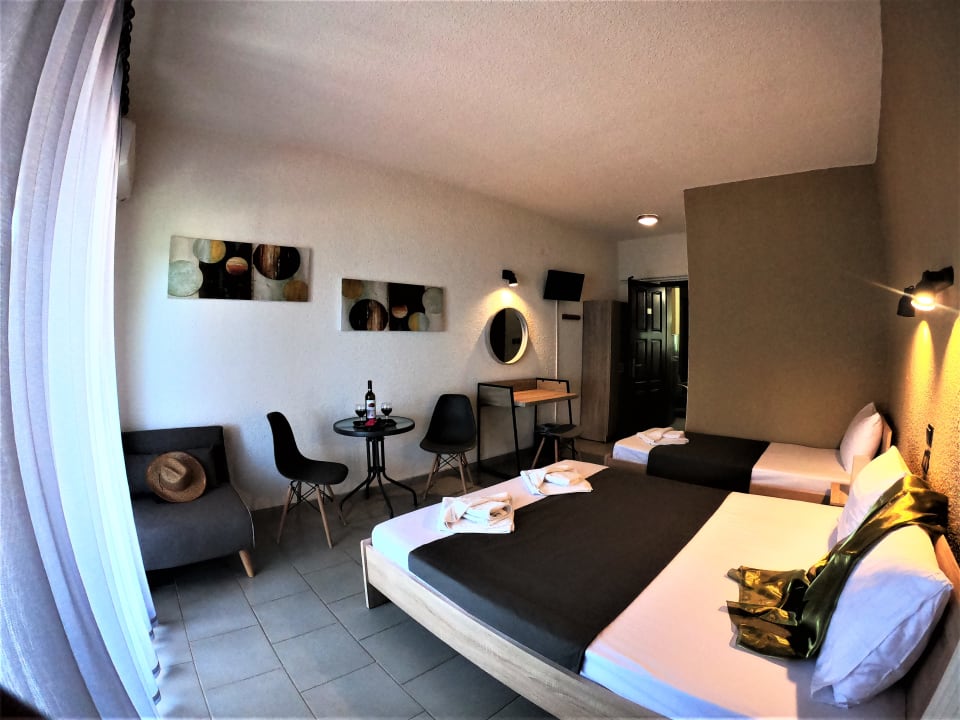 Zimmer Pension Karvounoskala