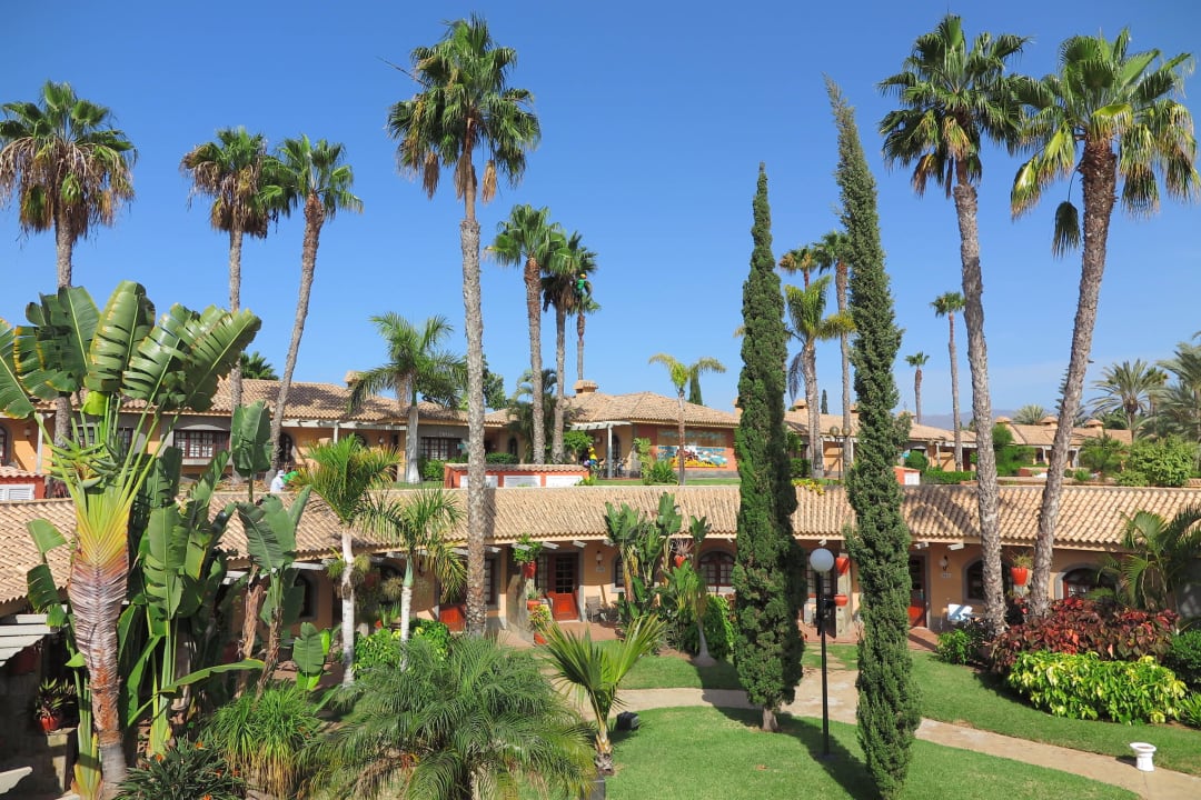 Die Anlage besteht aus zwei Ebenen Suites & Villas by Dunas