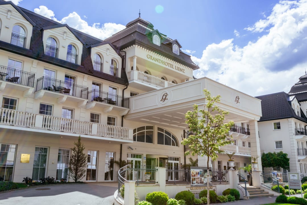 Außenansicht Grandhotel Lienz