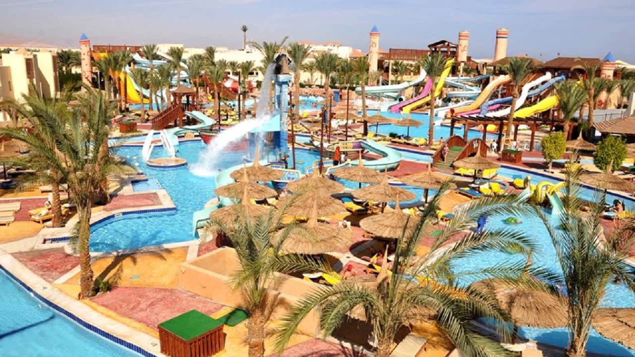 Pool Sea Beach Aqua Park Resort Managed by Blue Resorts