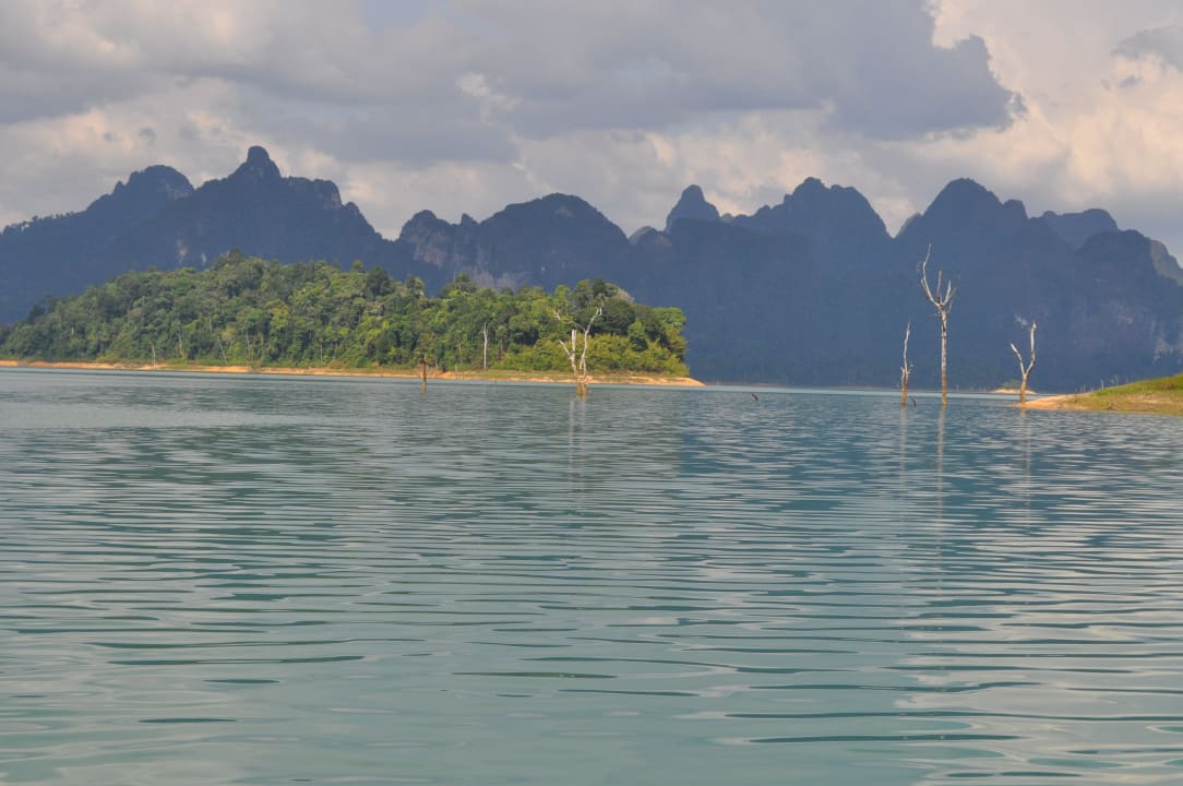 Stausee Khao Sok Smiley Lakehouse