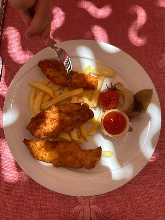 Strand Side Story Resort & Spa